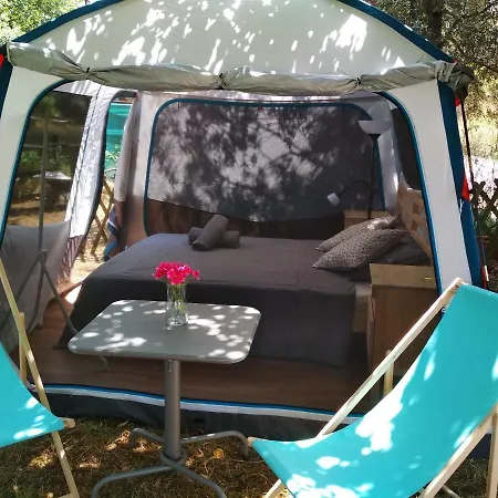 Luxury tent Camping Can Noble Lametlla Del Valles